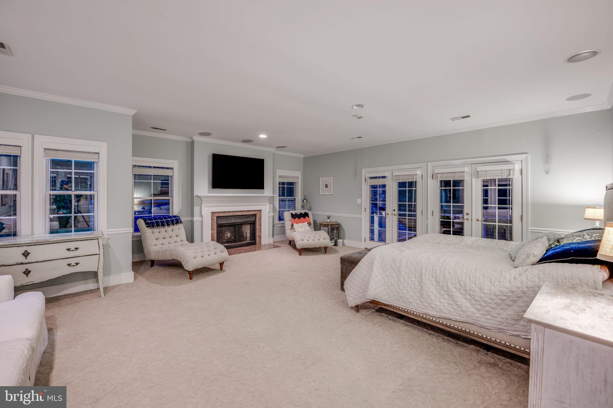 OVERLOOK - Residential