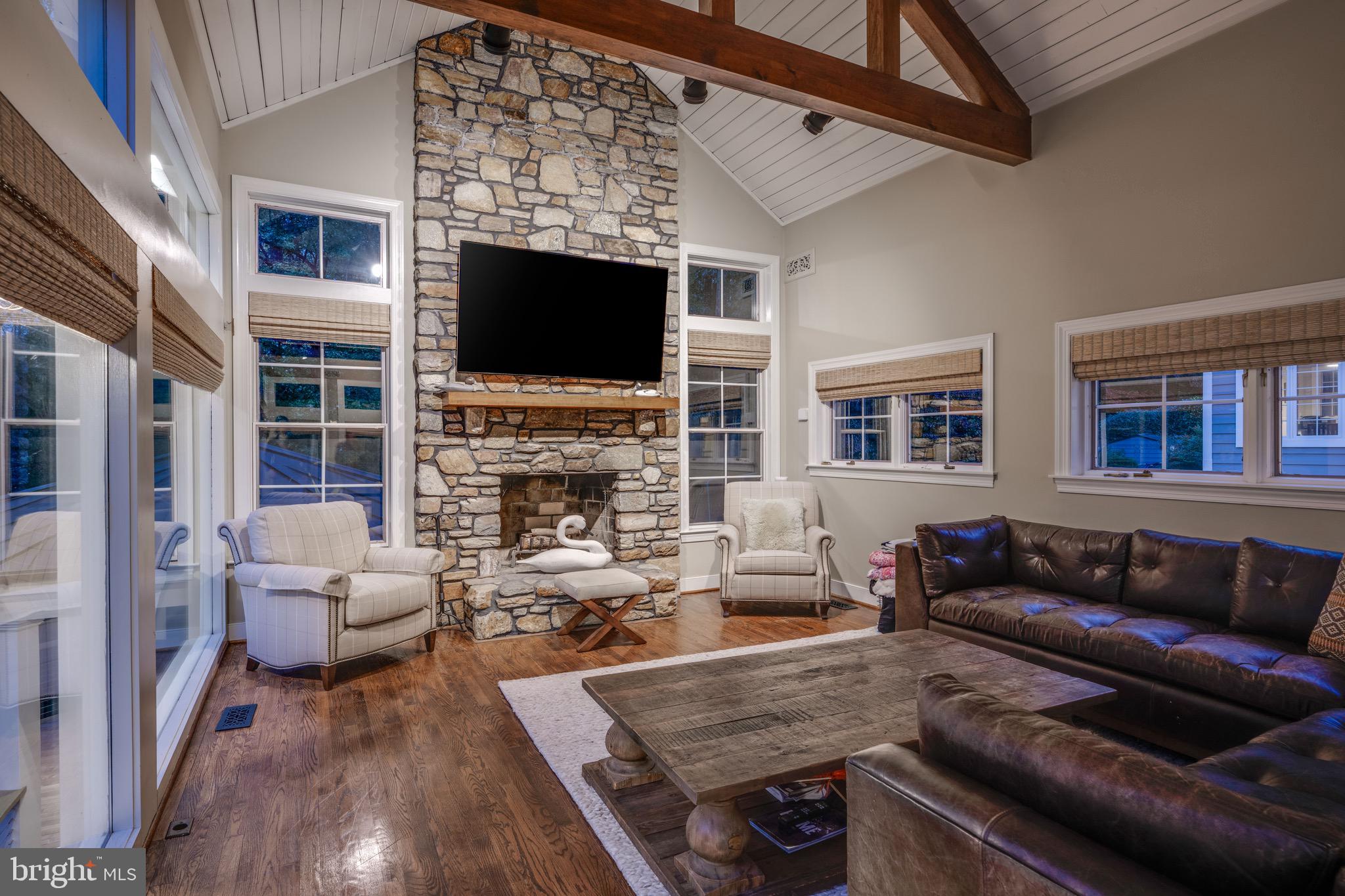 OVERLOOK - Residential