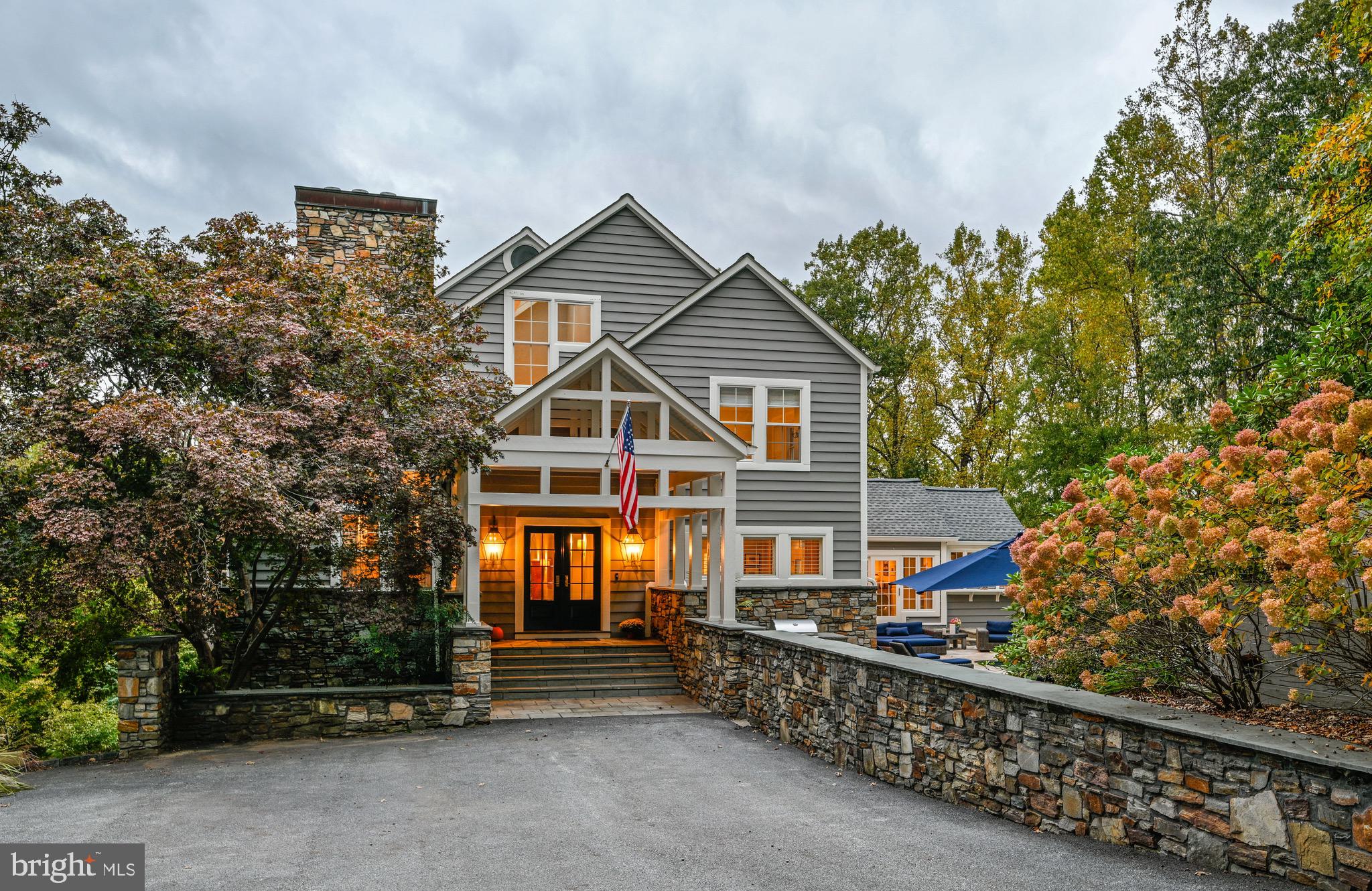 OVERLOOK - Residential