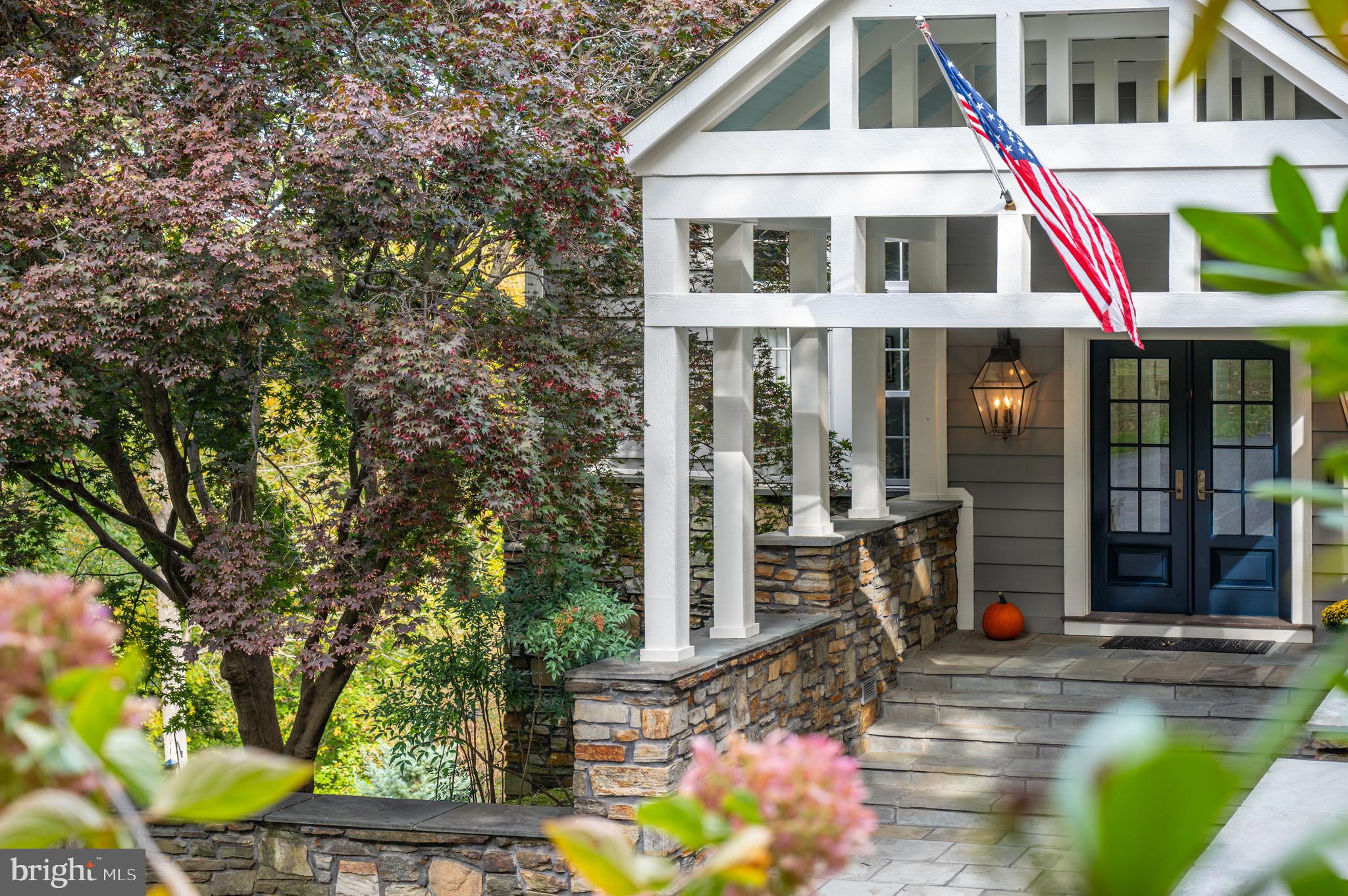 OVERLOOK - Residential