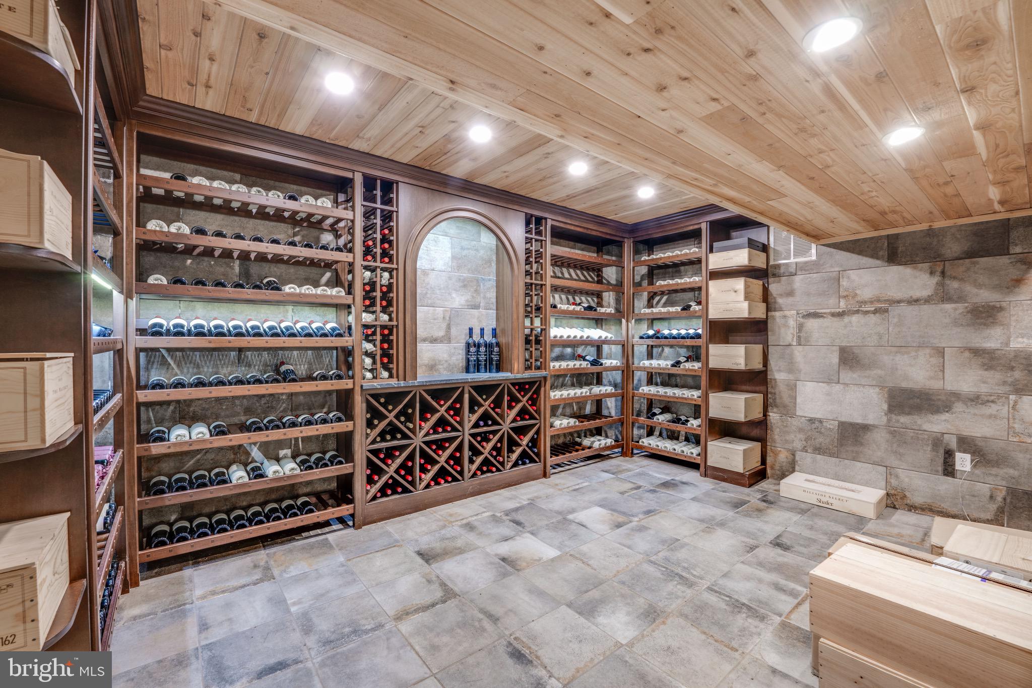 OVERLOOK - Residential