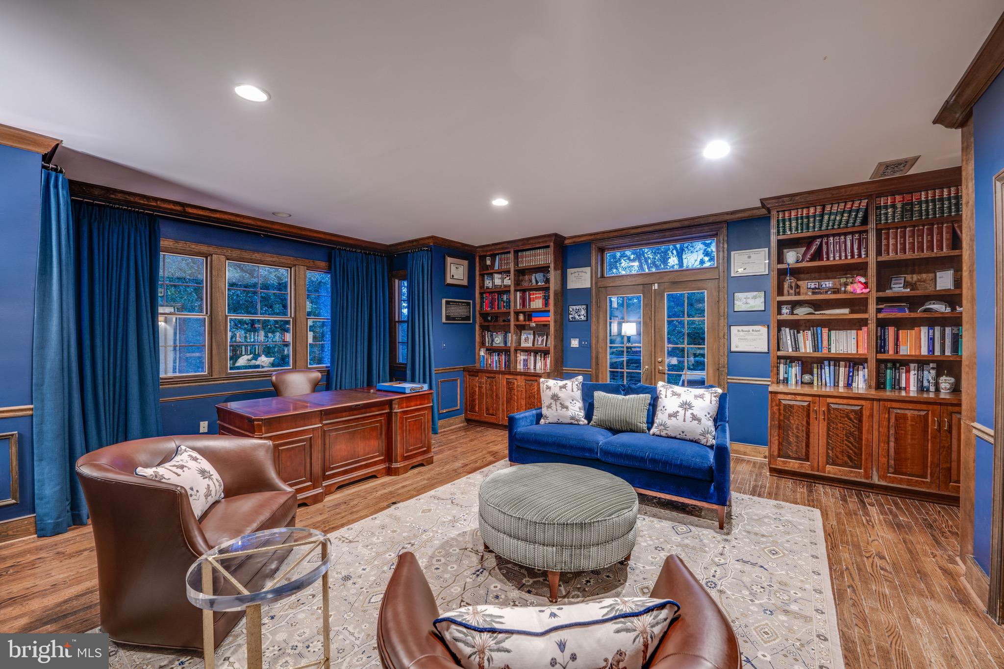 OVERLOOK - Residential