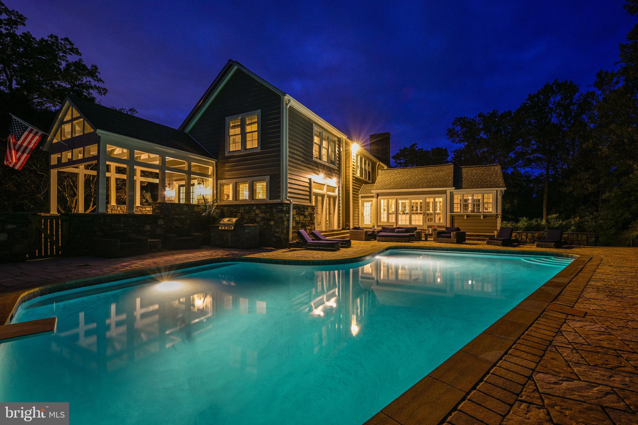 OVERLOOK - Residential