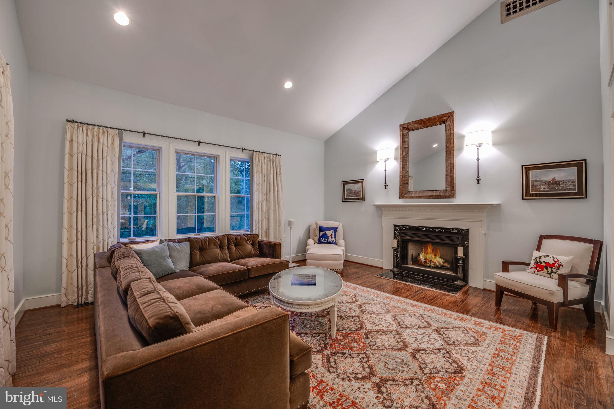 OVERLOOK - Residential