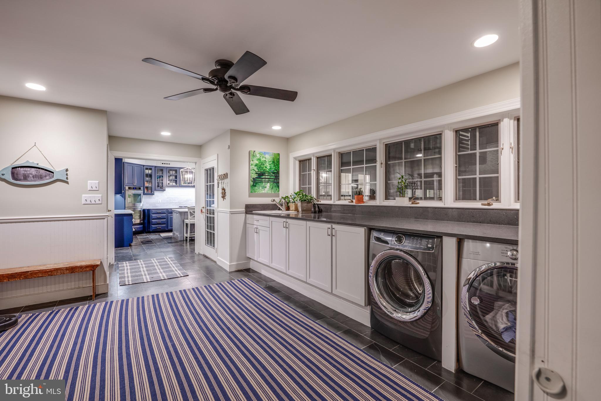 OVERLOOK - Residential