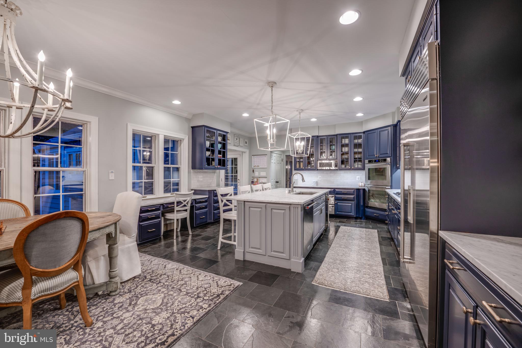 OVERLOOK - Residential