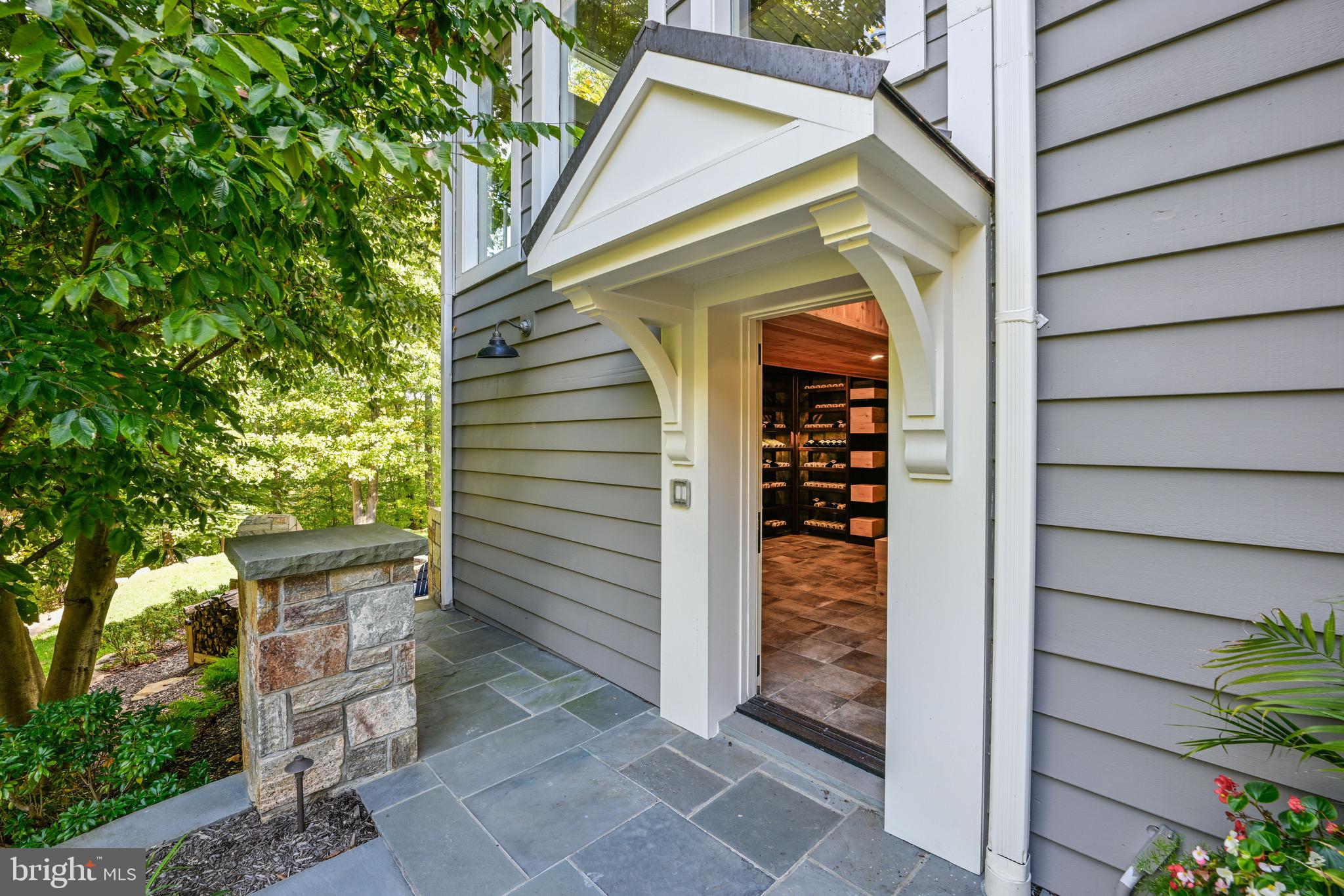 OVERLOOK - Residential