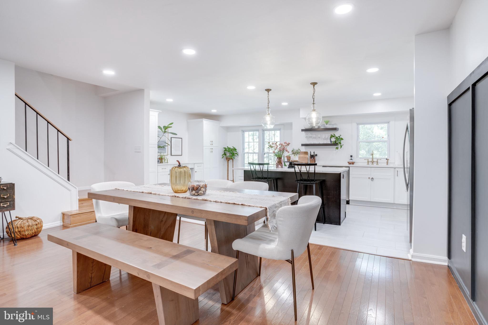 LAFAYETTE VILLAGE - Residential