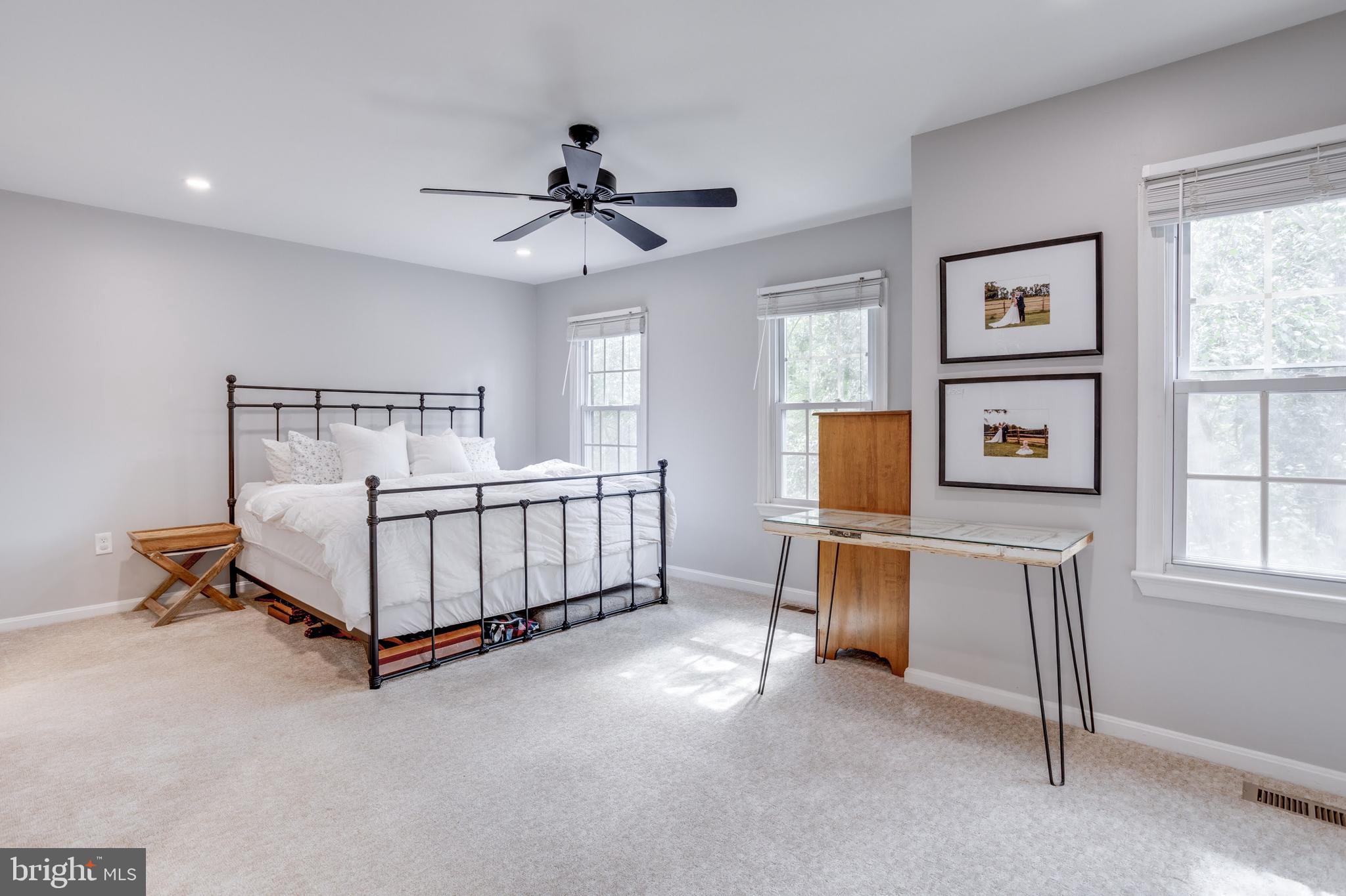 LAFAYETTE VILLAGE - Residential