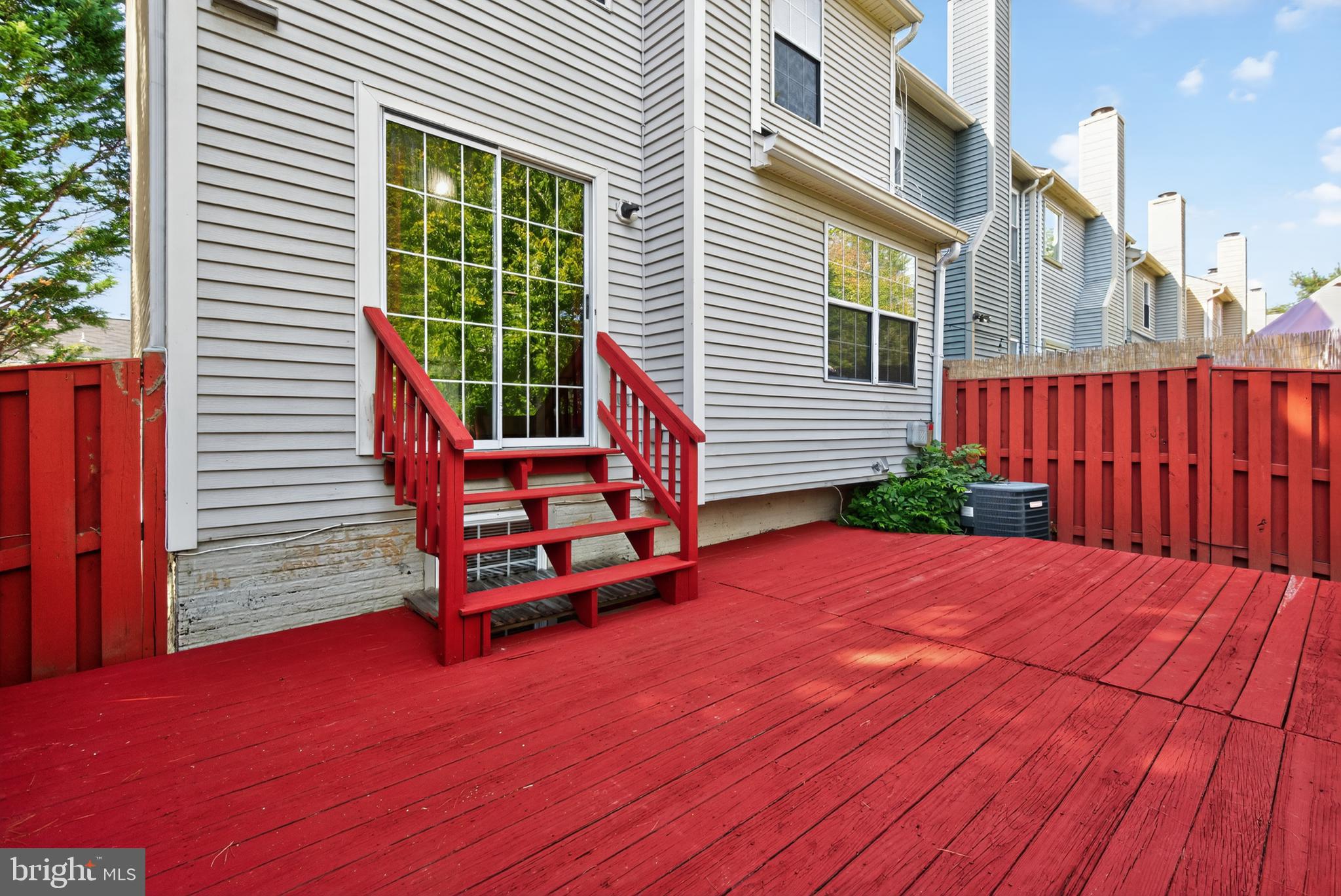 FLOWER HILL - Residential