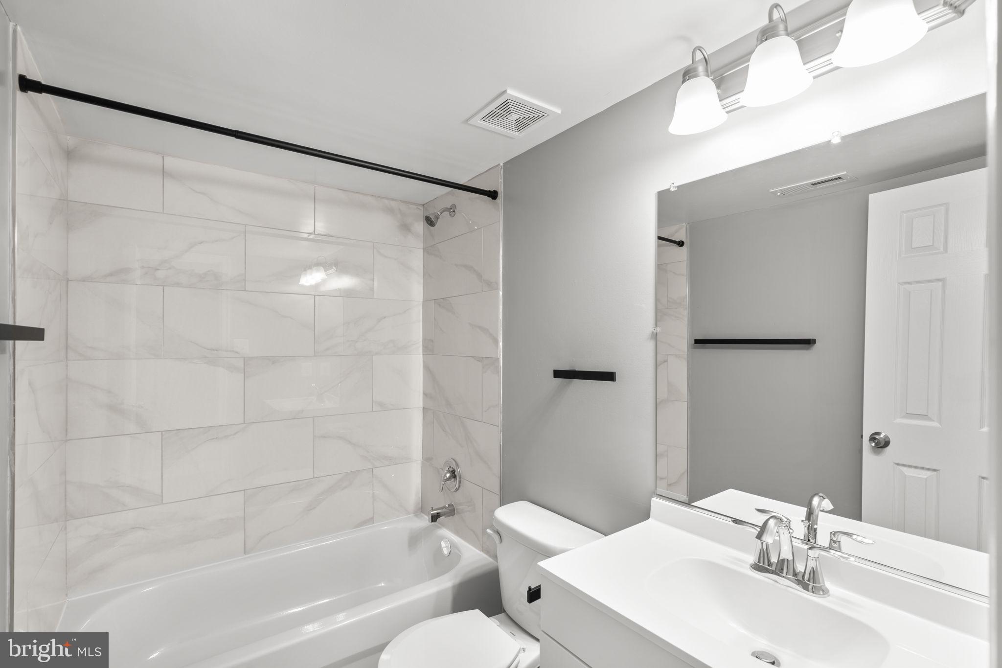 BRYN MAWR WEST FAIRMOUNT - Residential