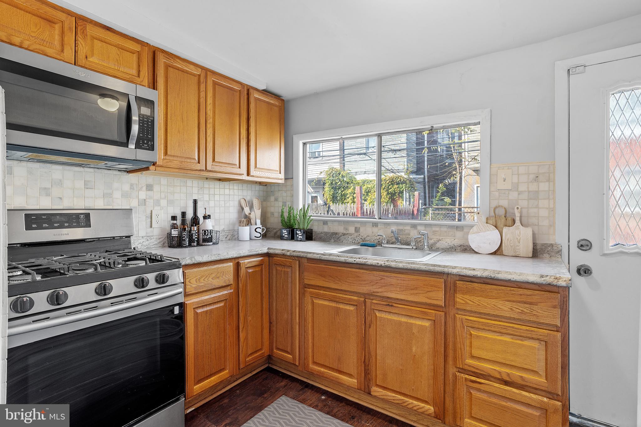 PHILADELPHIA (NORTH) - Residential