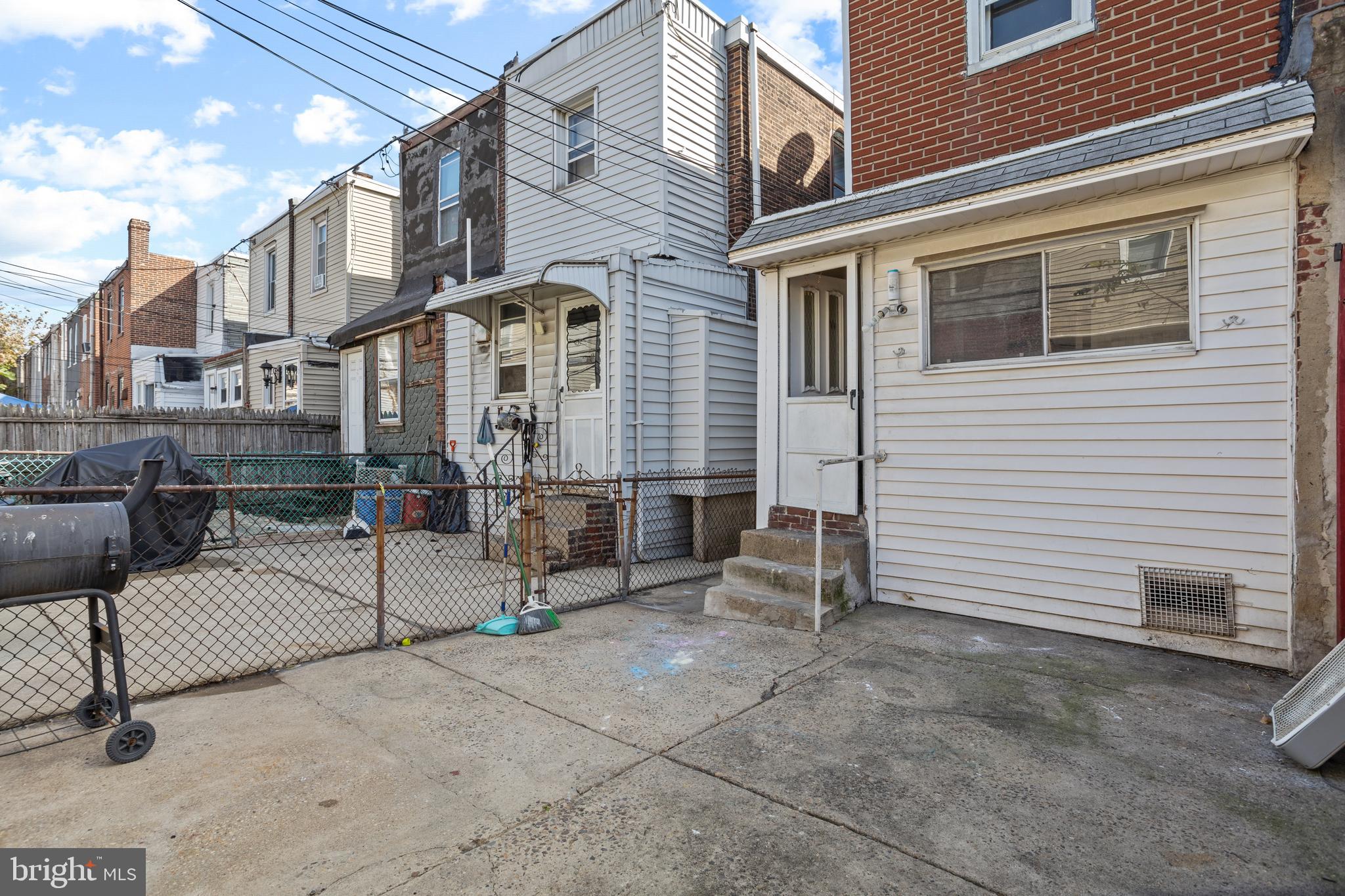 PHILADELPHIA (NORTH) - Residential