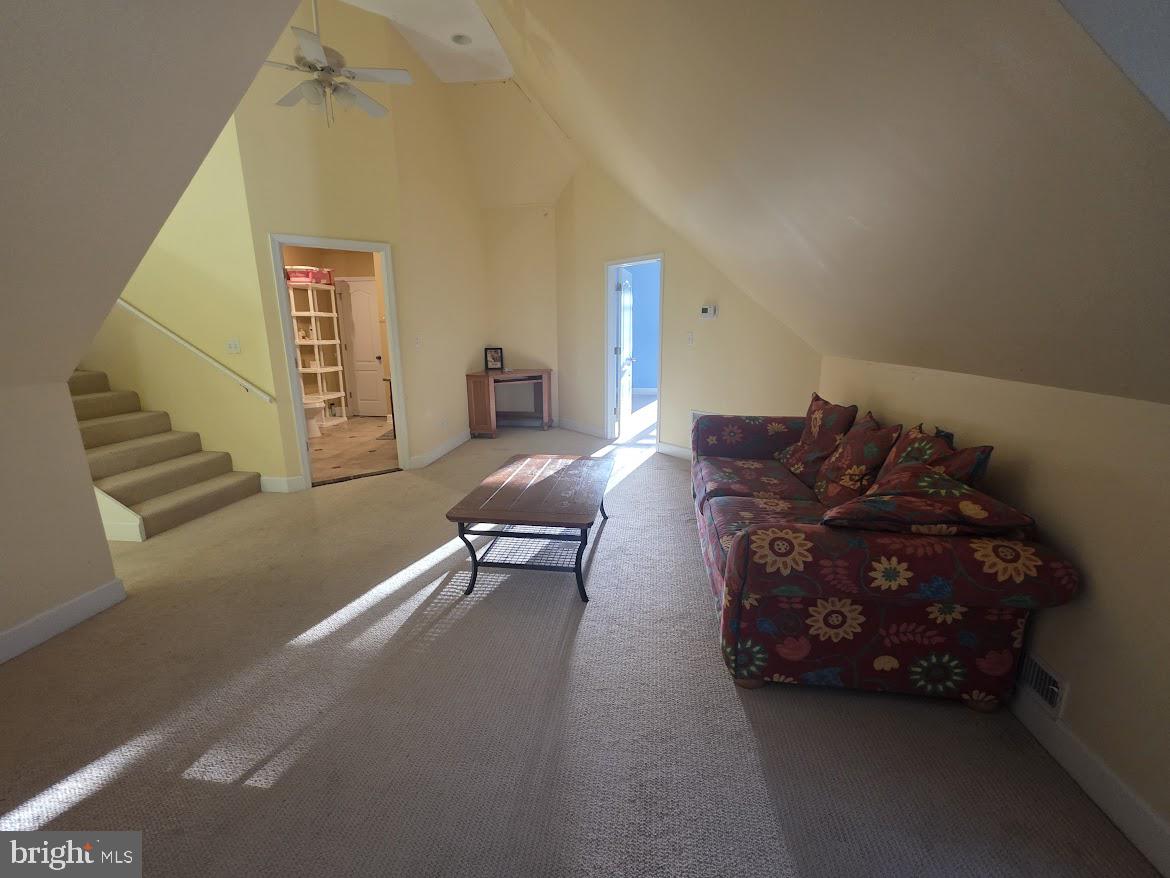 FOX CHAPEL - Residential