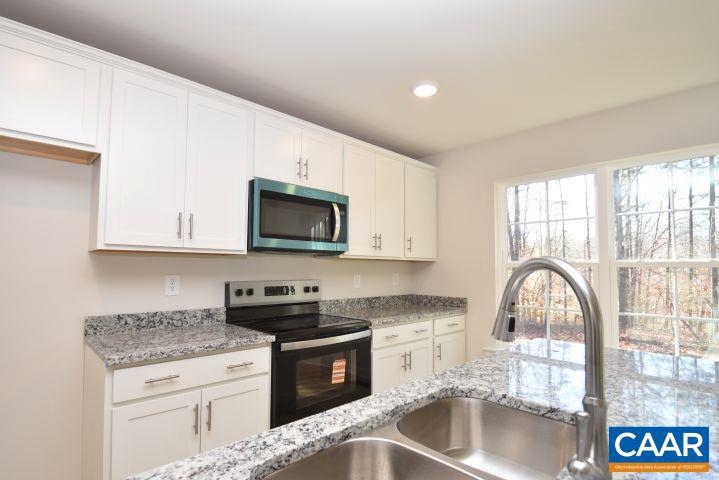 SHENANDOAH CROSSING - Residential