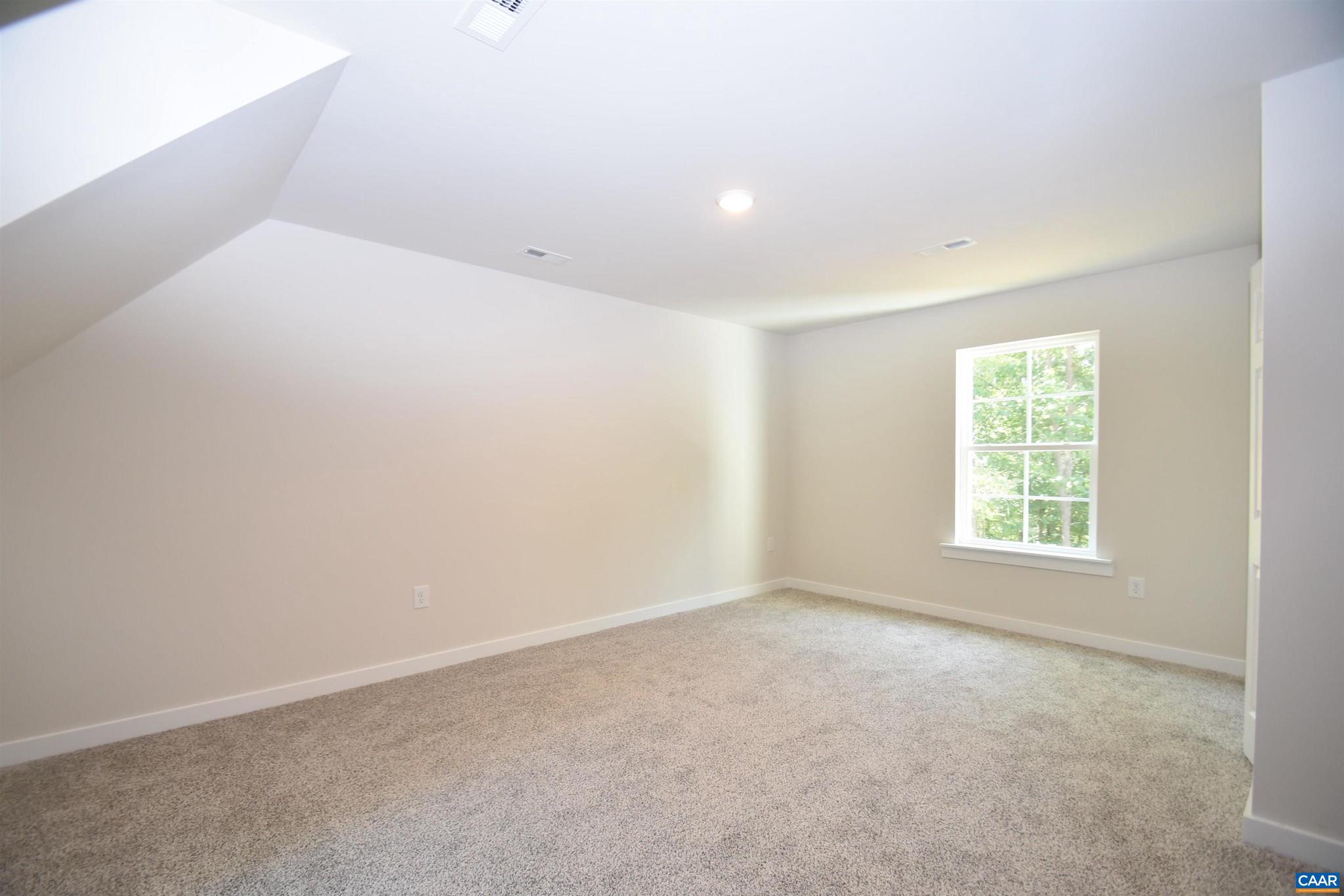 SHENANDOAH CROSSING - Residential