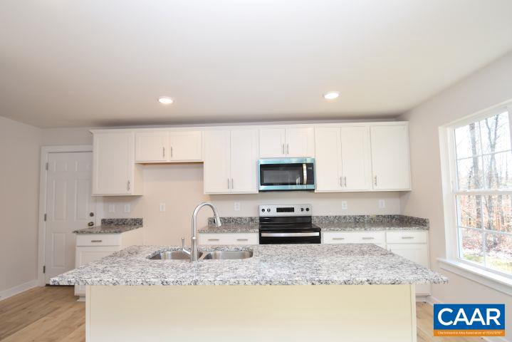 SHENANDOAH CROSSING - Residential