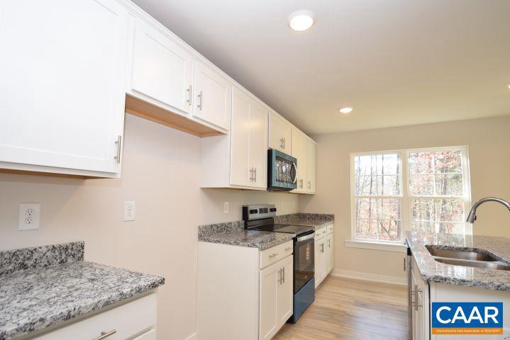 SHENANDOAH CROSSING - Residential