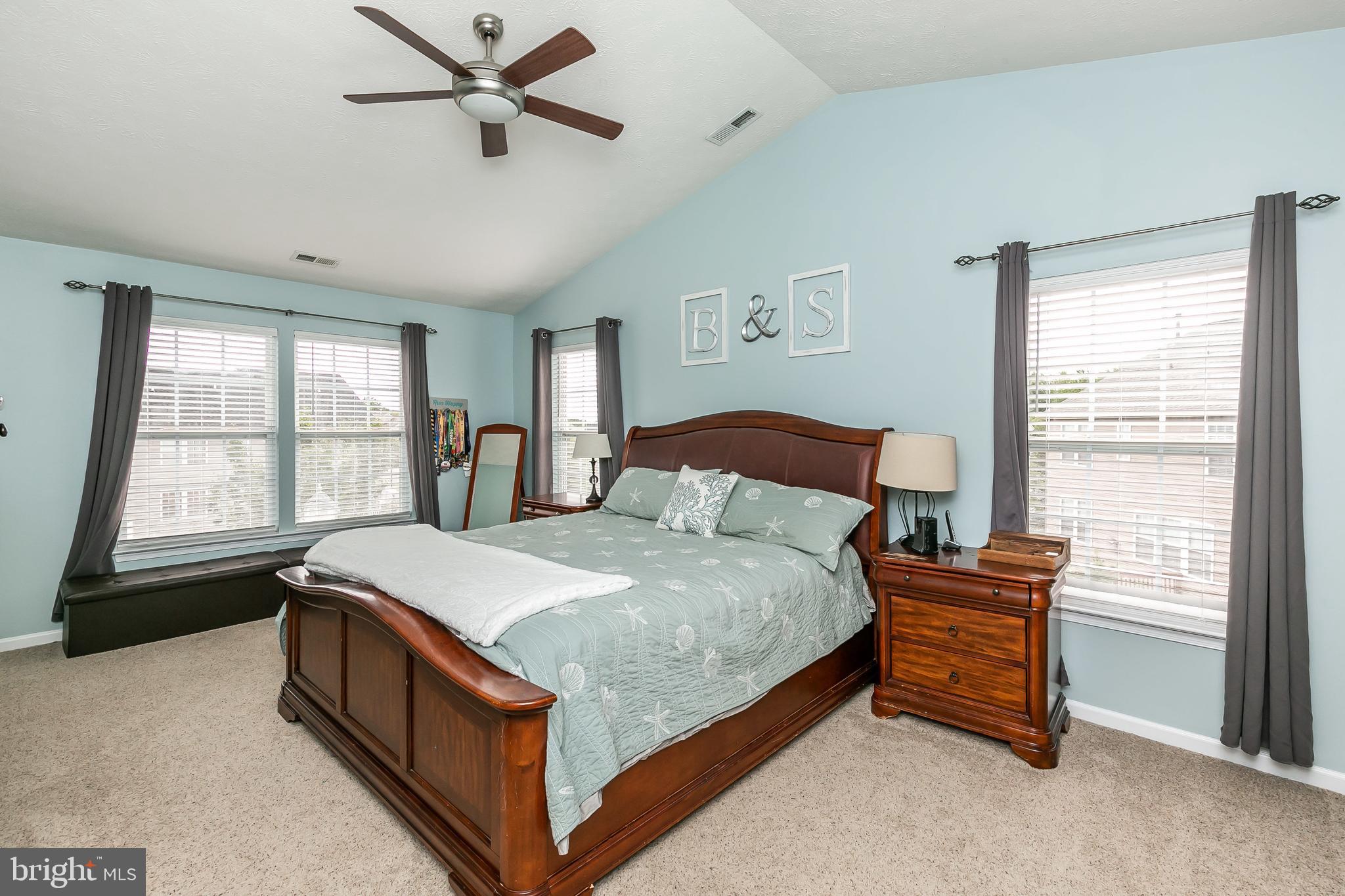 MOORES ORCHARD - Residential