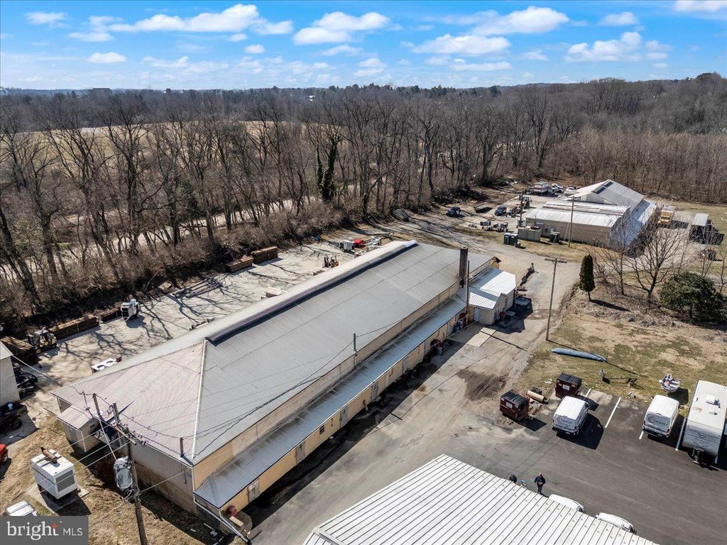 Photo of 501 N Walnut Road, KENNETT SQUARE, PA 19348 (MLS # PACT2093020)