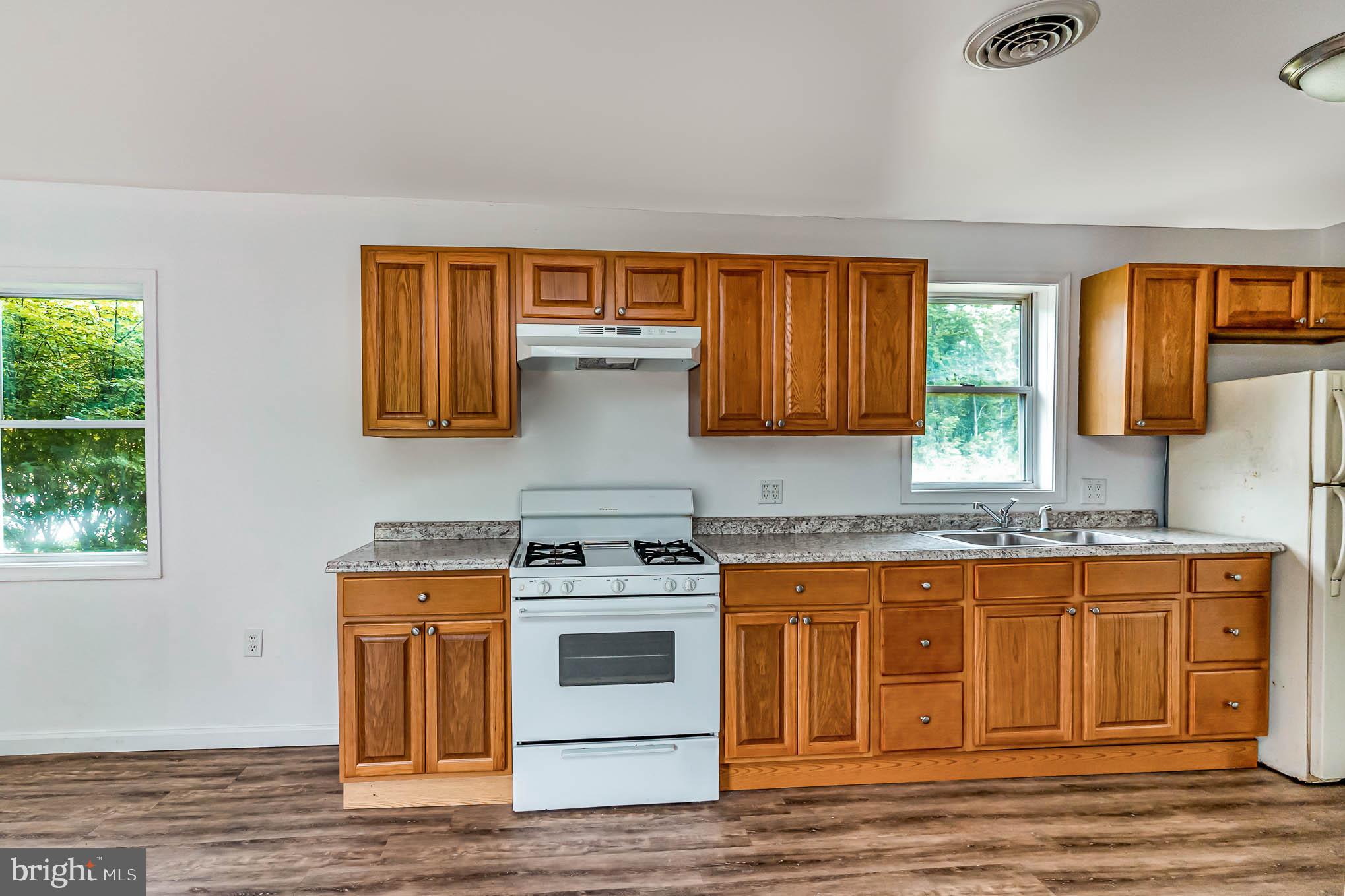 ELKTON - Residential