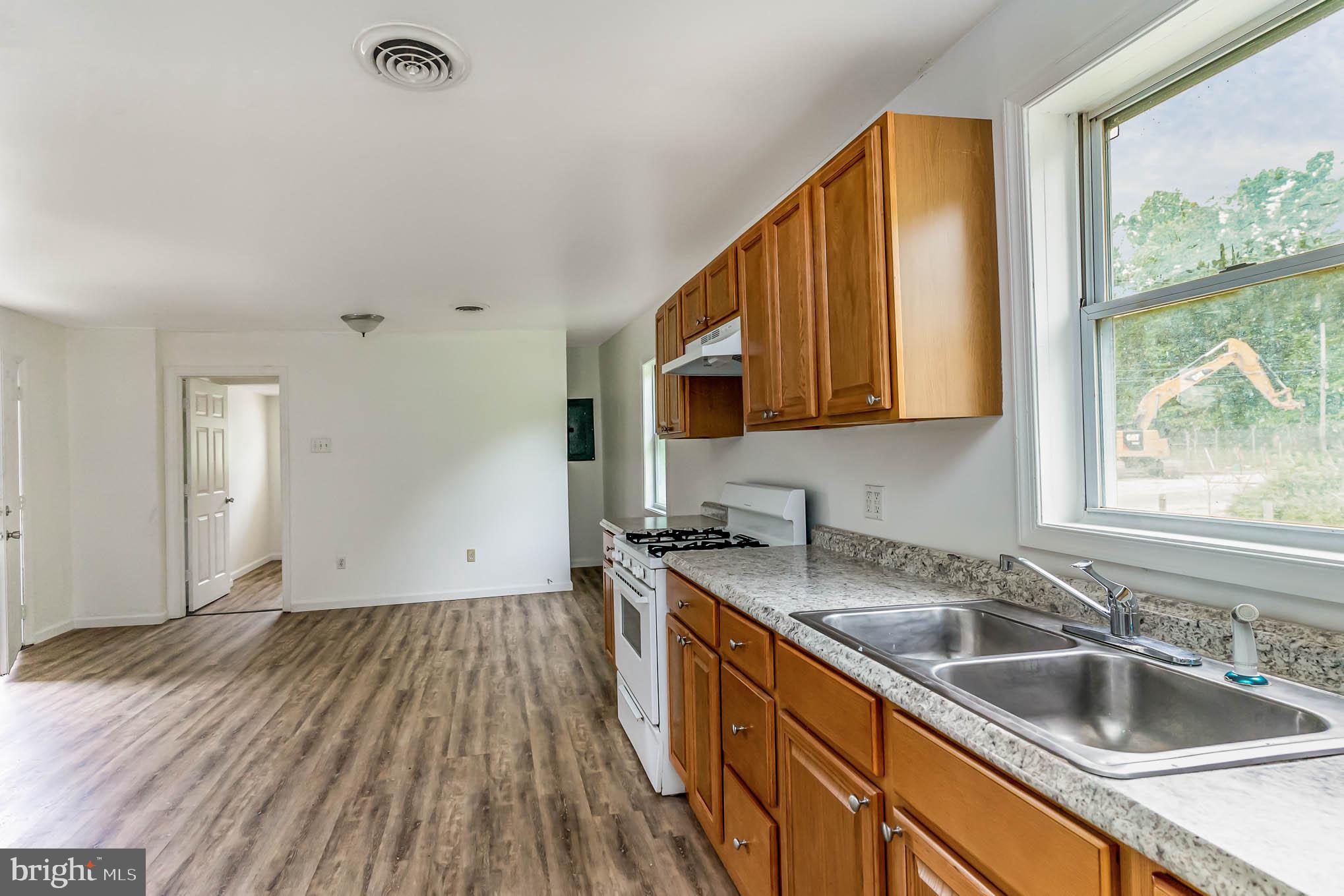 ELKTON - Residential