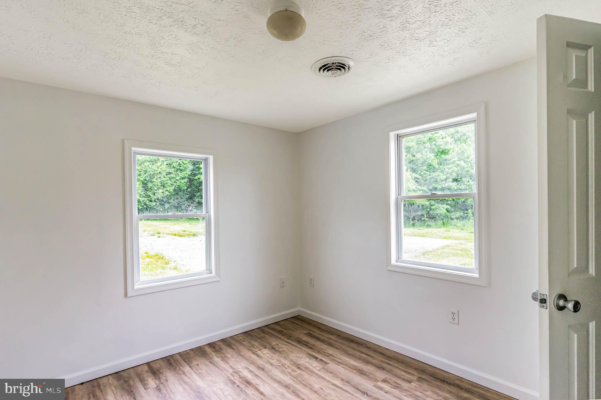 ELKTON - Residential