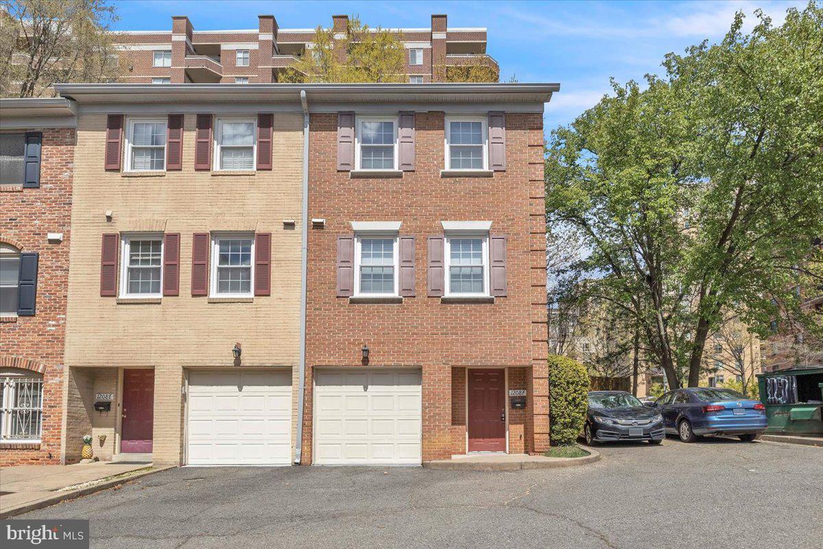 COLIN PLACE - Residential Lease