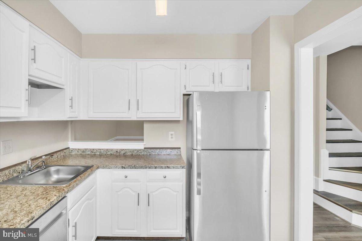 COLIN PLACE - Residential Lease