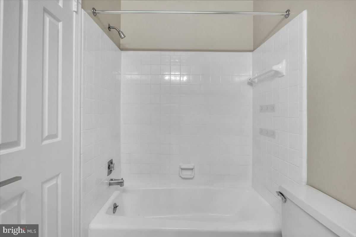 COLIN PLACE - Residential Lease