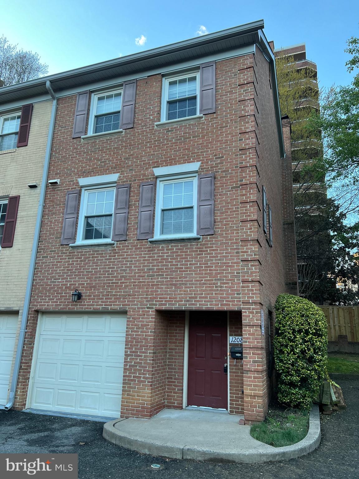 COLIN PLACE - Residential Lease