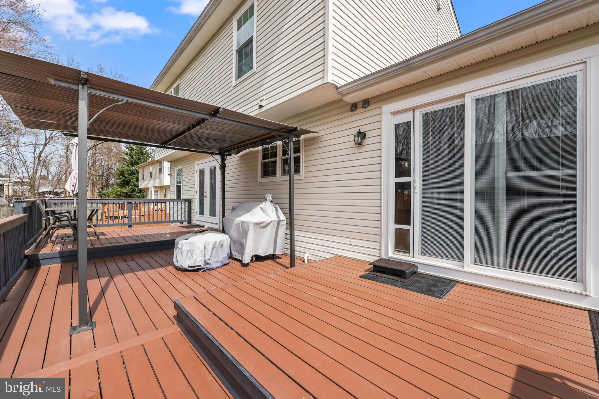 STONE HILL ESTATES - Residential