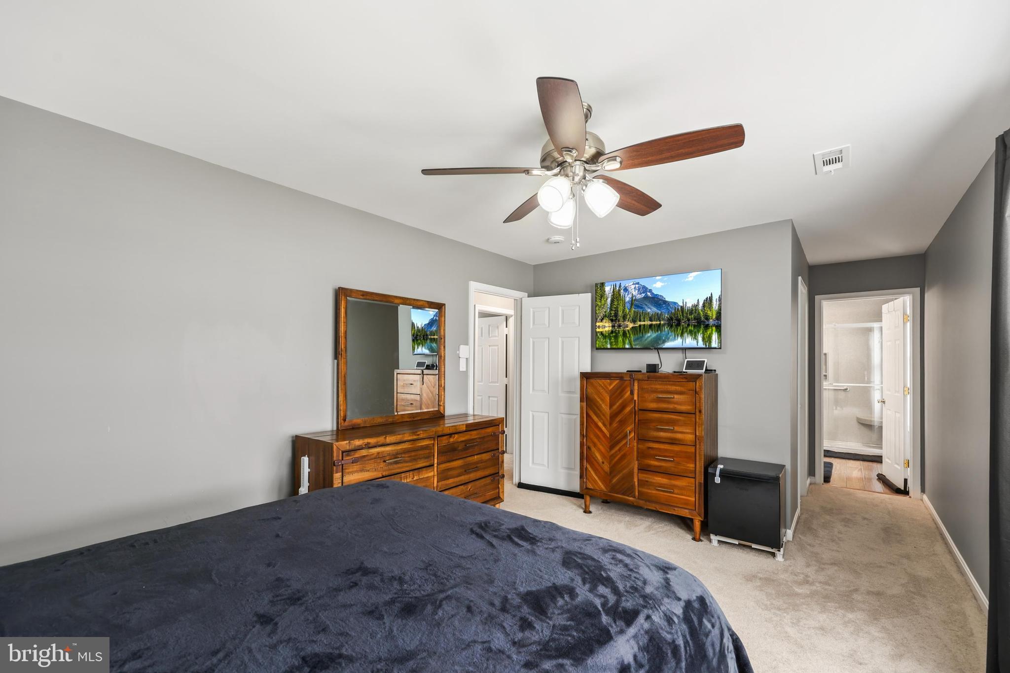 STONE HILL ESTATES - Residential