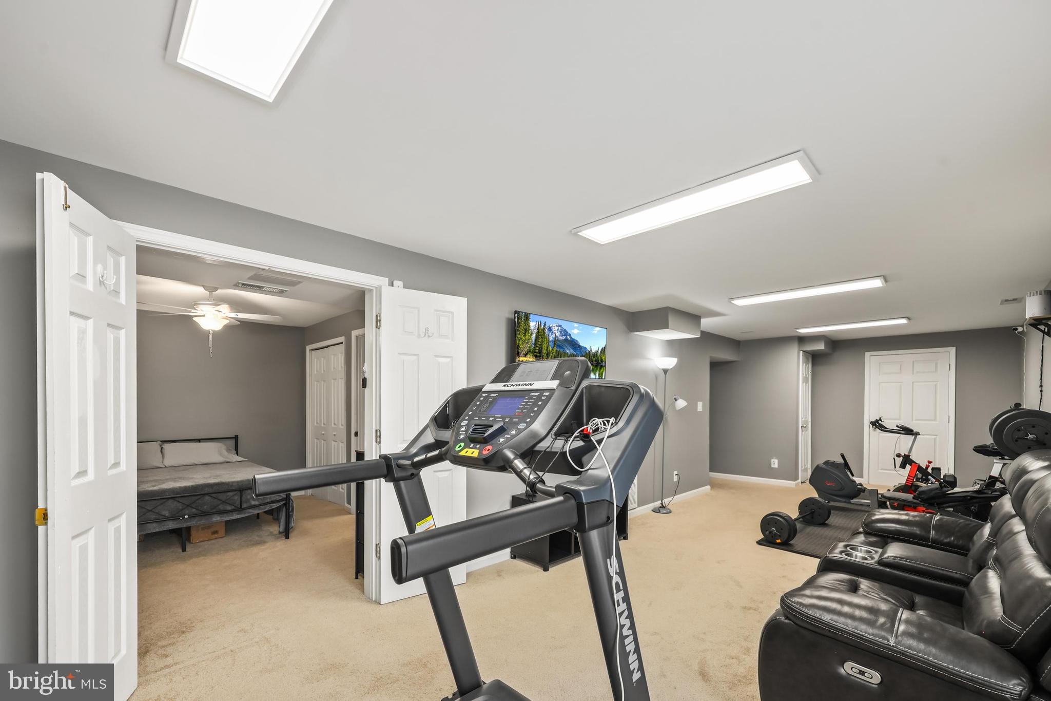 STONE HILL ESTATES - Residential