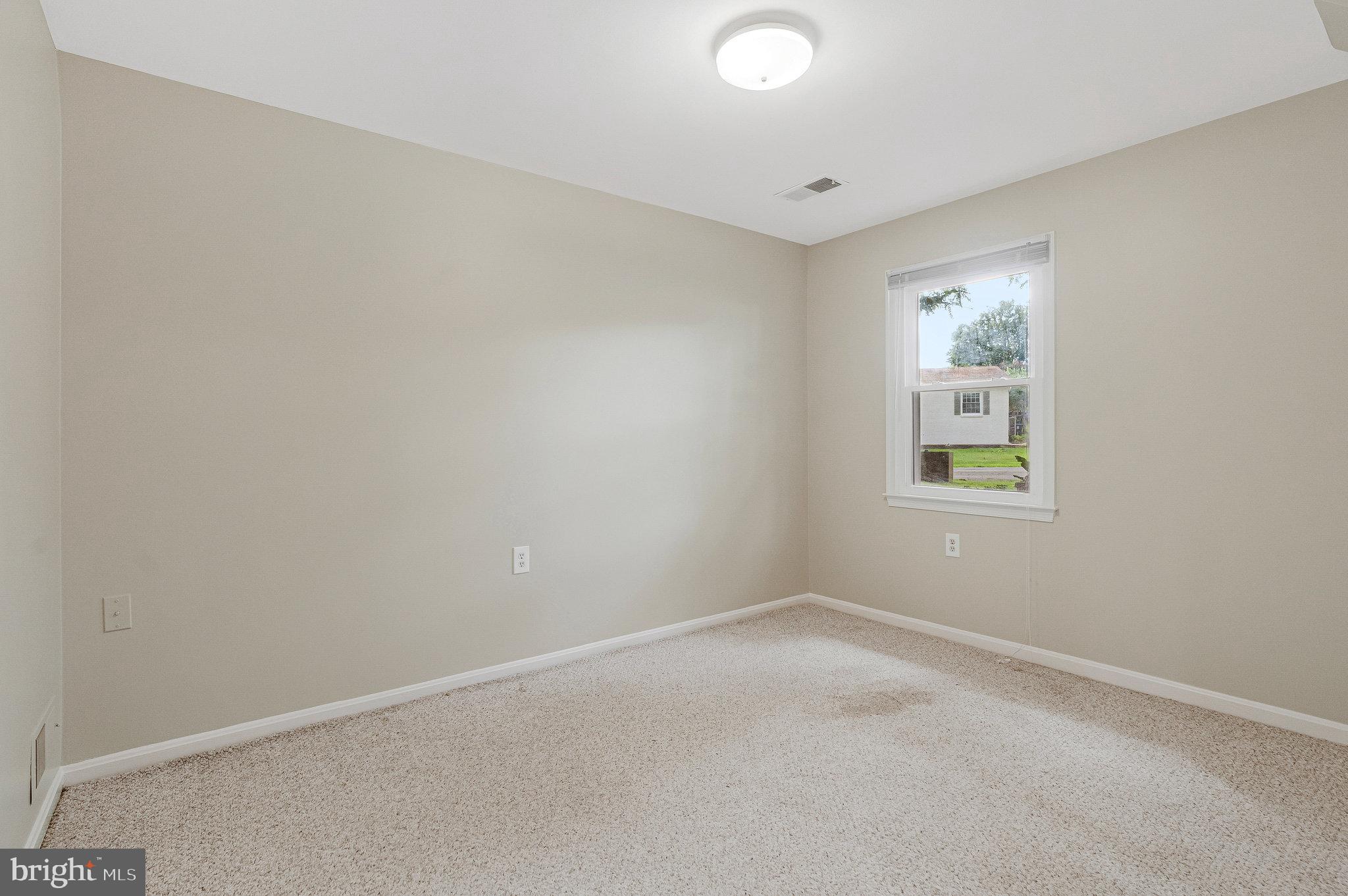 ANDOVER MEADOW - Residential