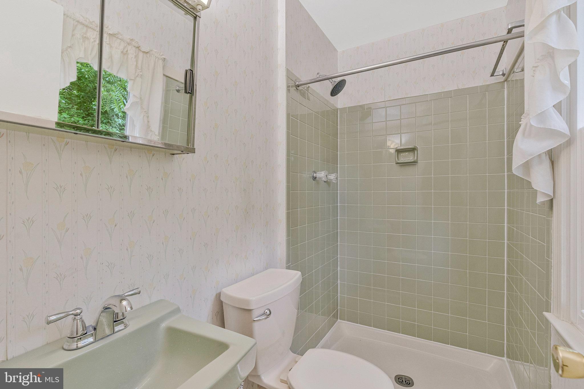 ANDOVER MEADOW - Residential