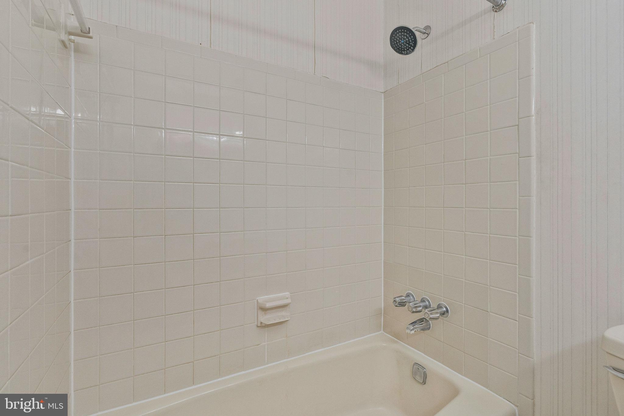 ANDOVER MEADOW - Residential