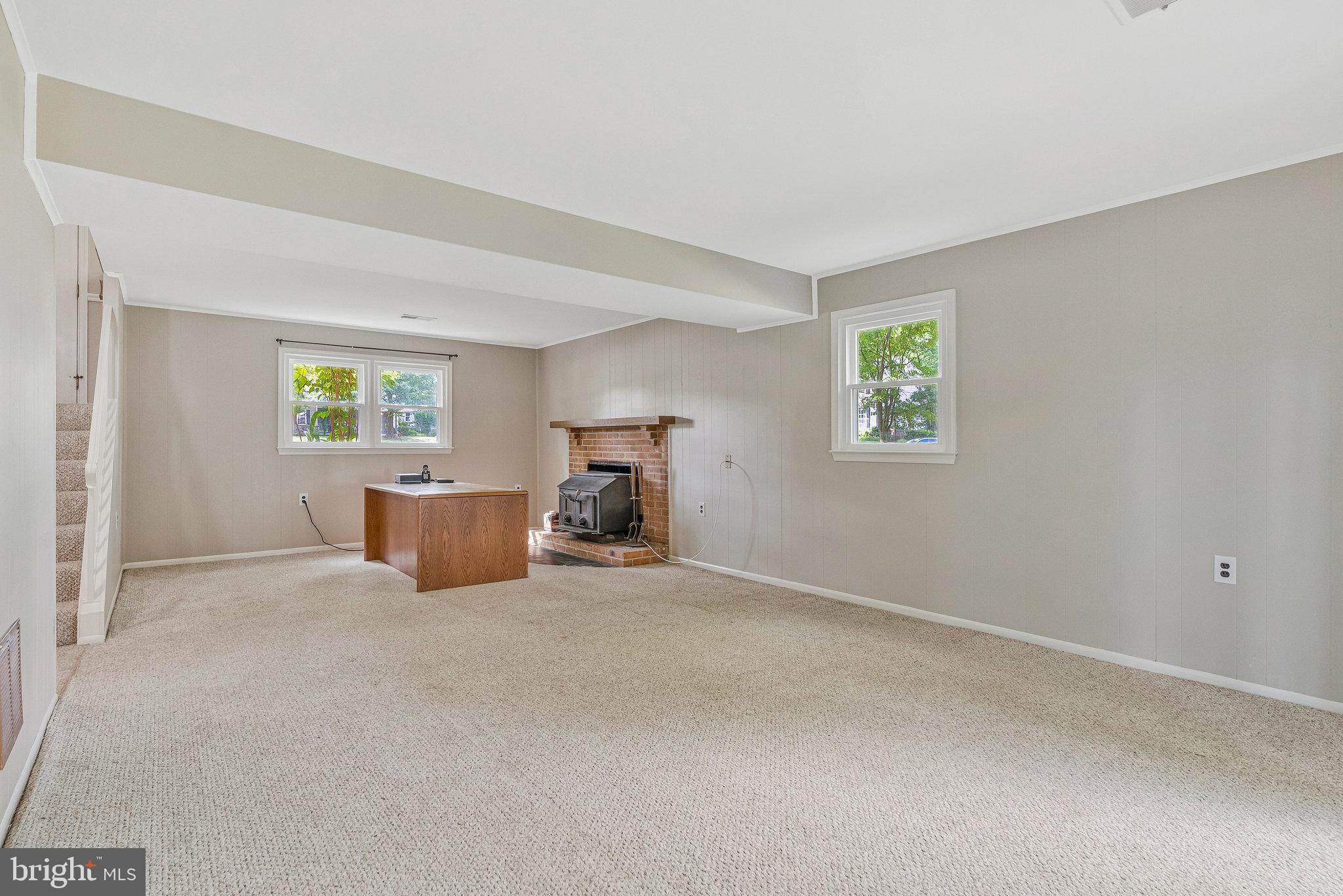 ANDOVER MEADOW - Residential