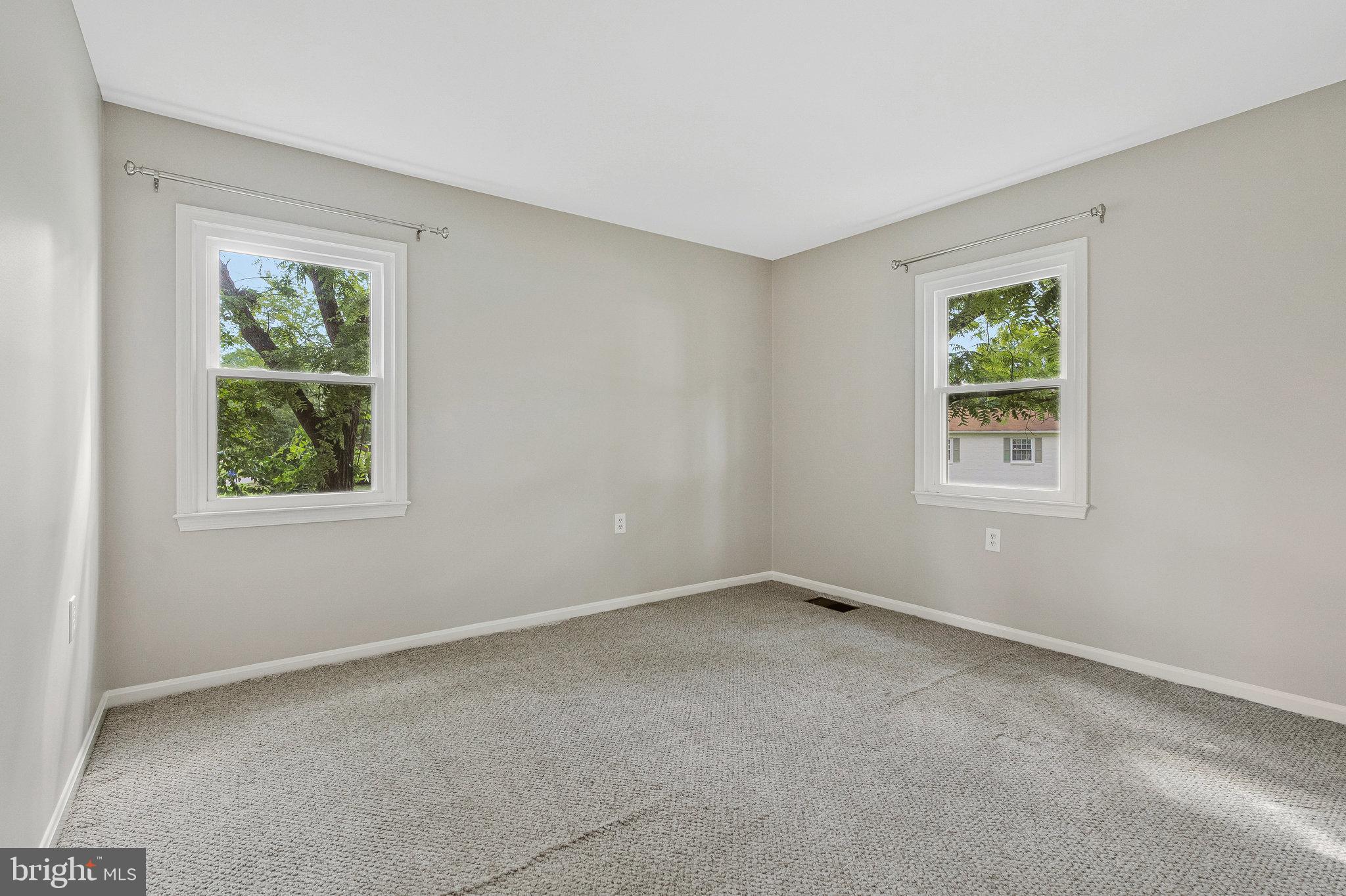 ANDOVER MEADOW - Residential