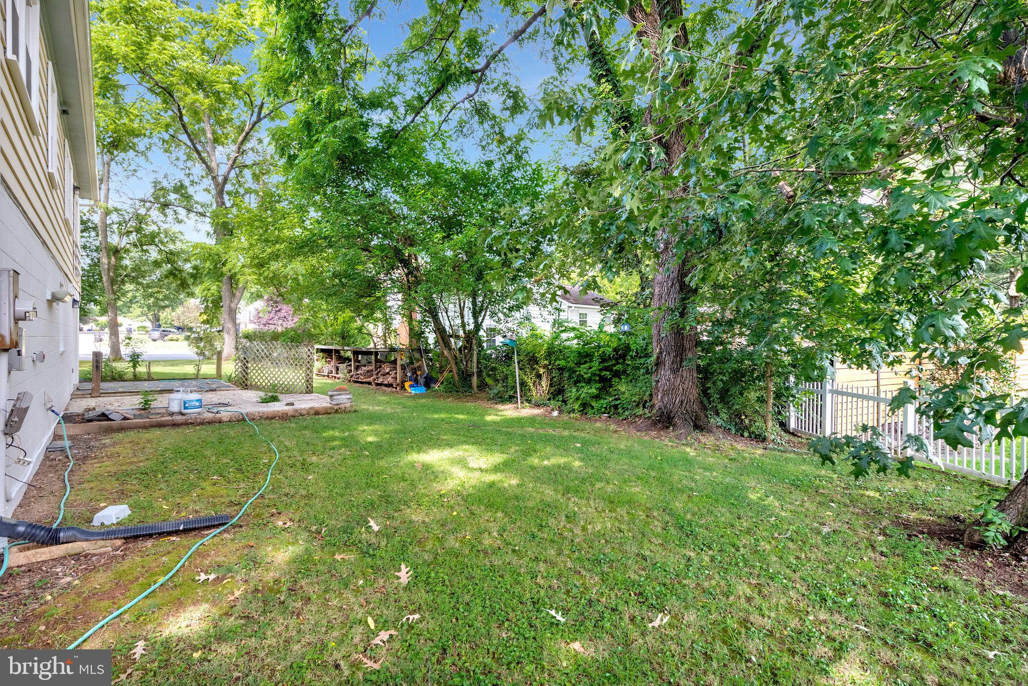 ANDOVER MEADOW - Residential