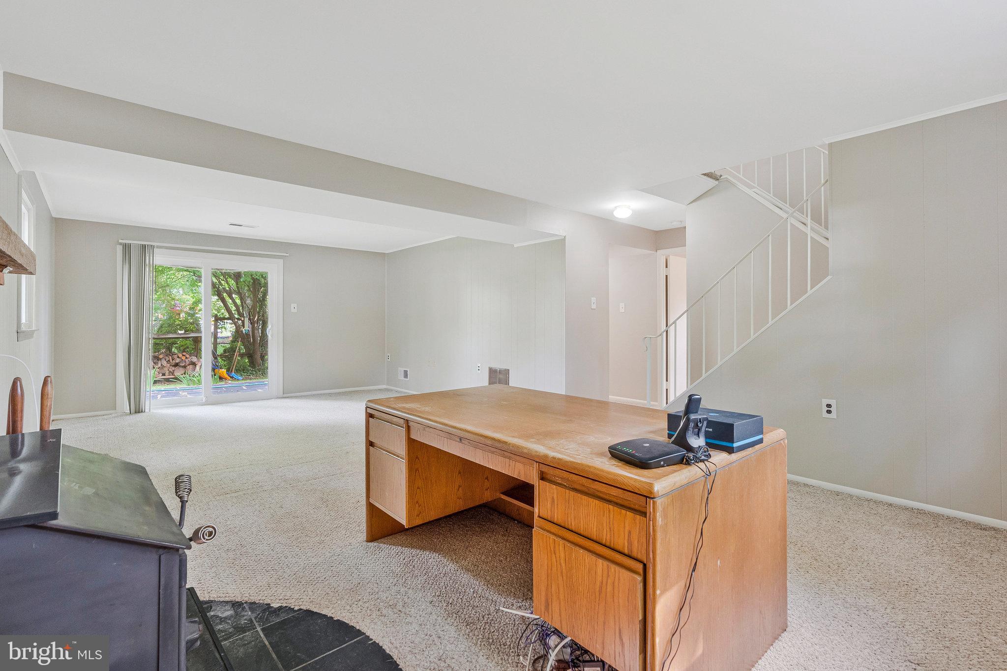 ANDOVER MEADOW - Residential