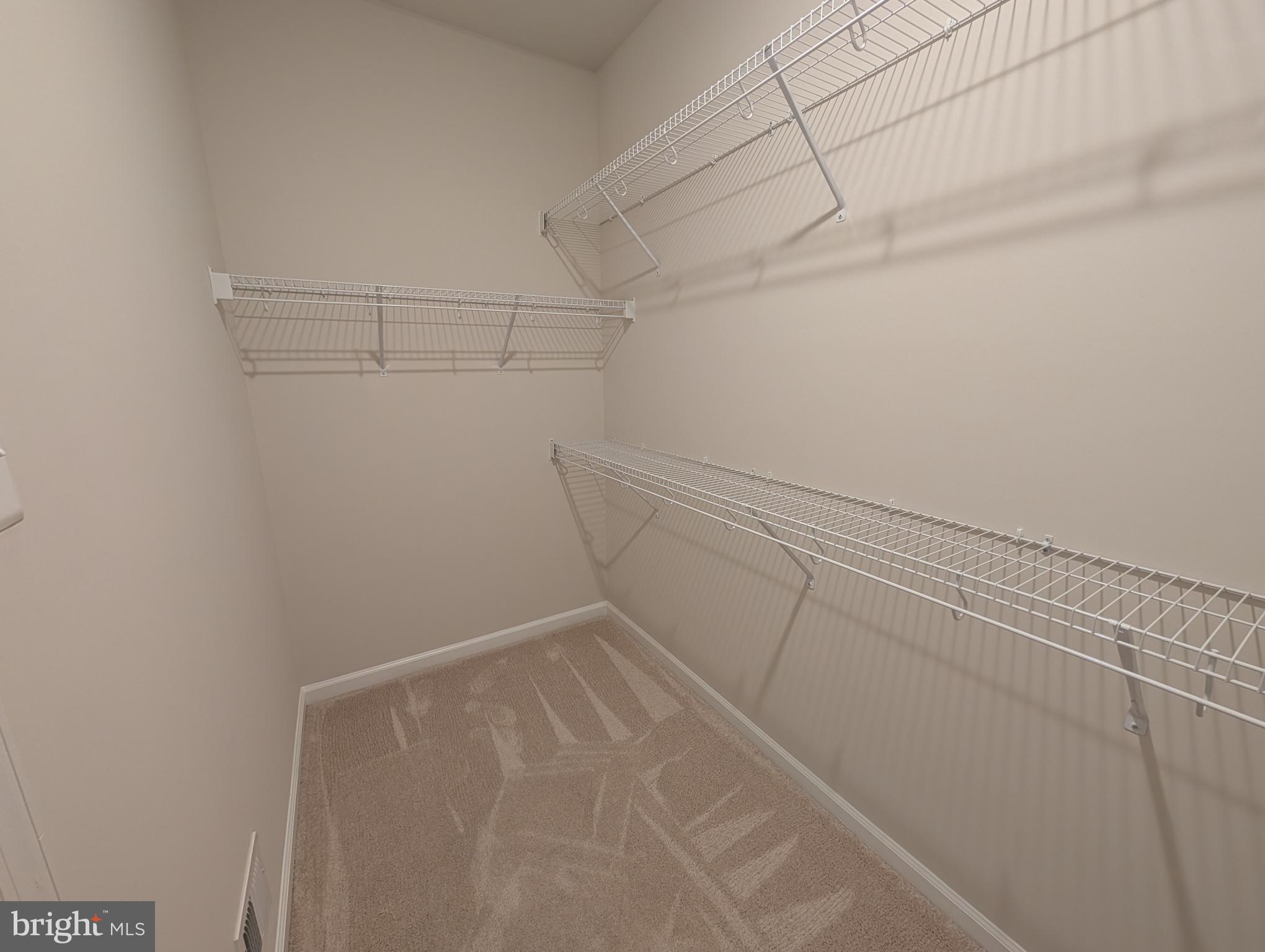 GATEWAY WEST - Residential Lease