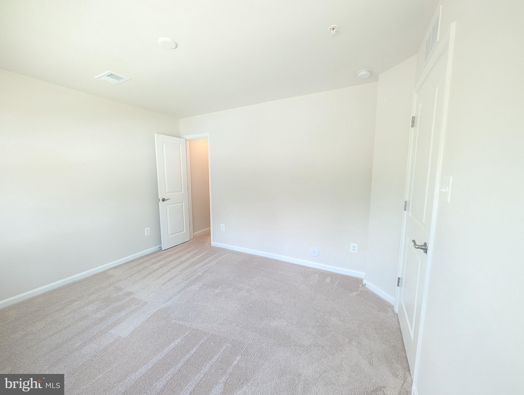 GATEWAY WEST - Residential Lease