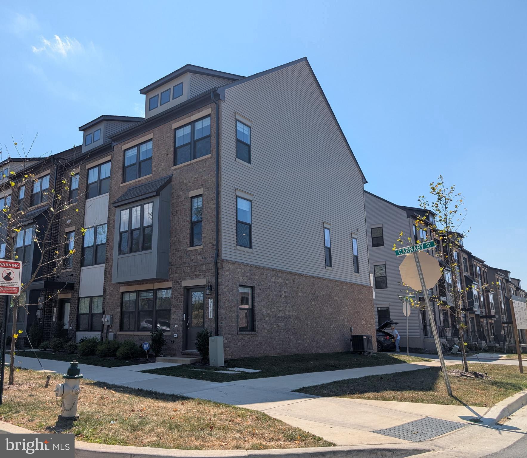 GATEWAY WEST - Residential Lease