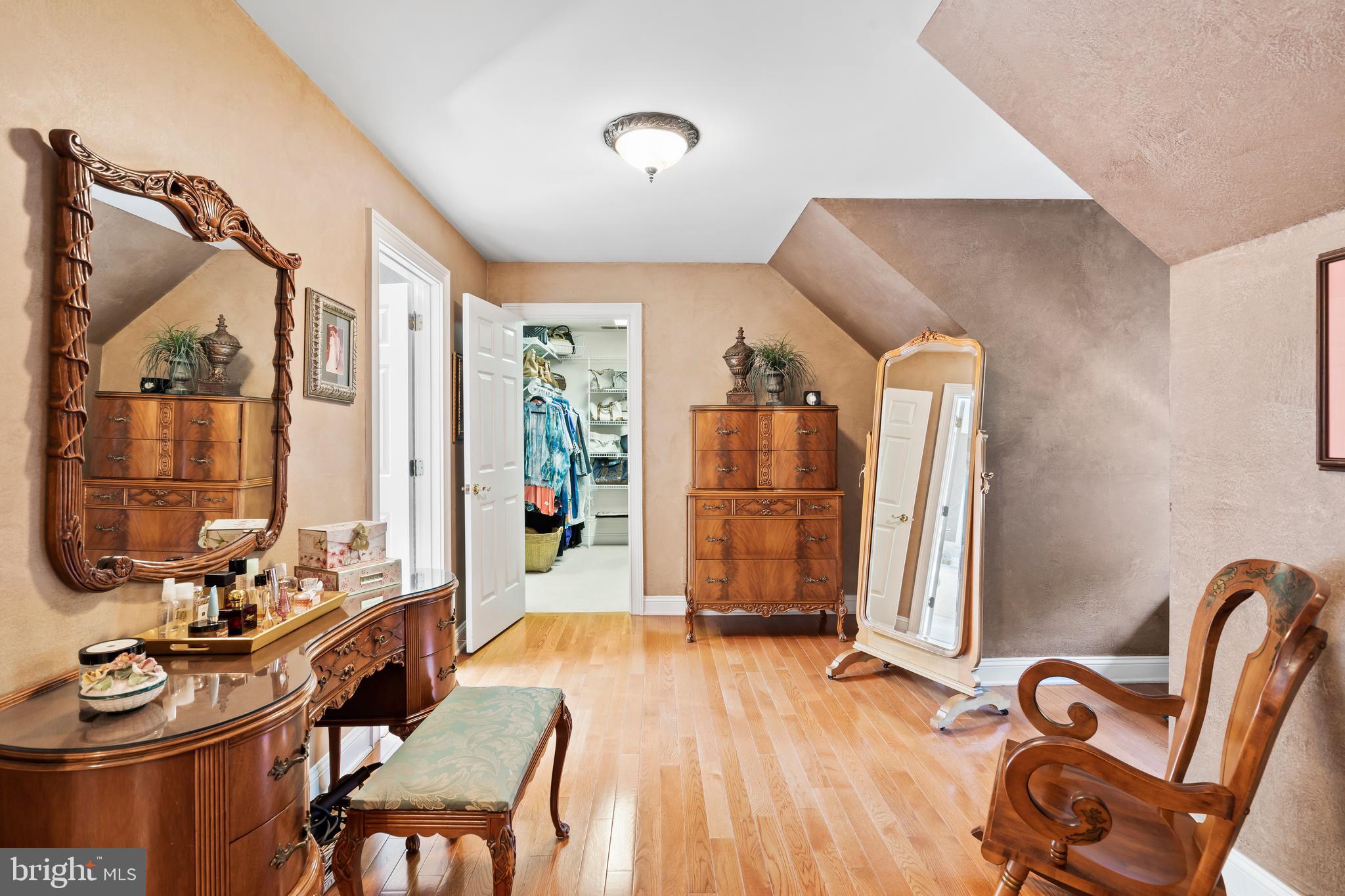 WEST WYND - Residential