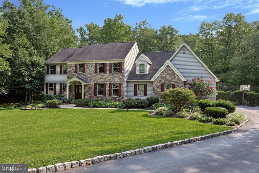 Photo of 31 Aspen Drive, WARMINSTER, PA 18974 (MLS # PABU2103388)