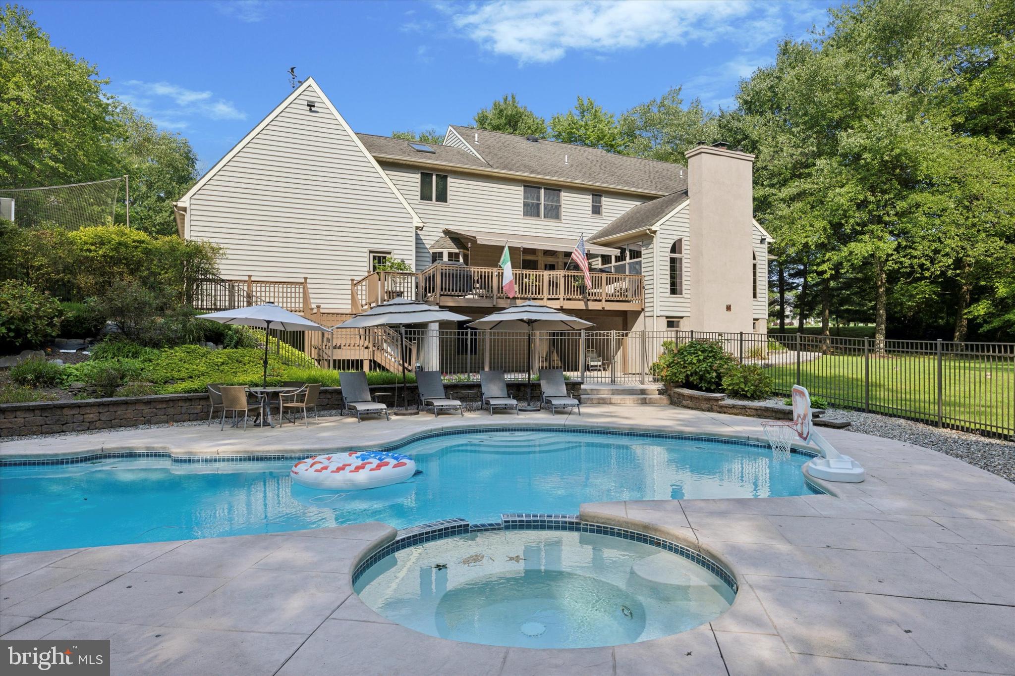 WEST WYND - Residential