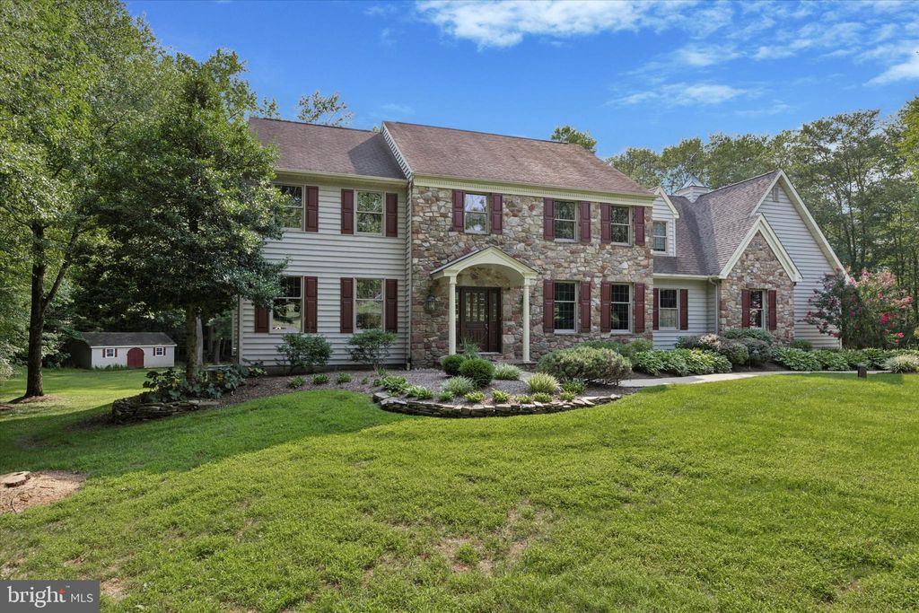 Photo of 31 Aspen Drive, WARMINSTER, PA 18974 (MLS # PABU2103388)