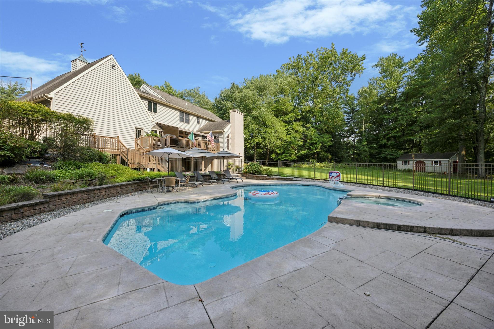 WEST WYND - Residential