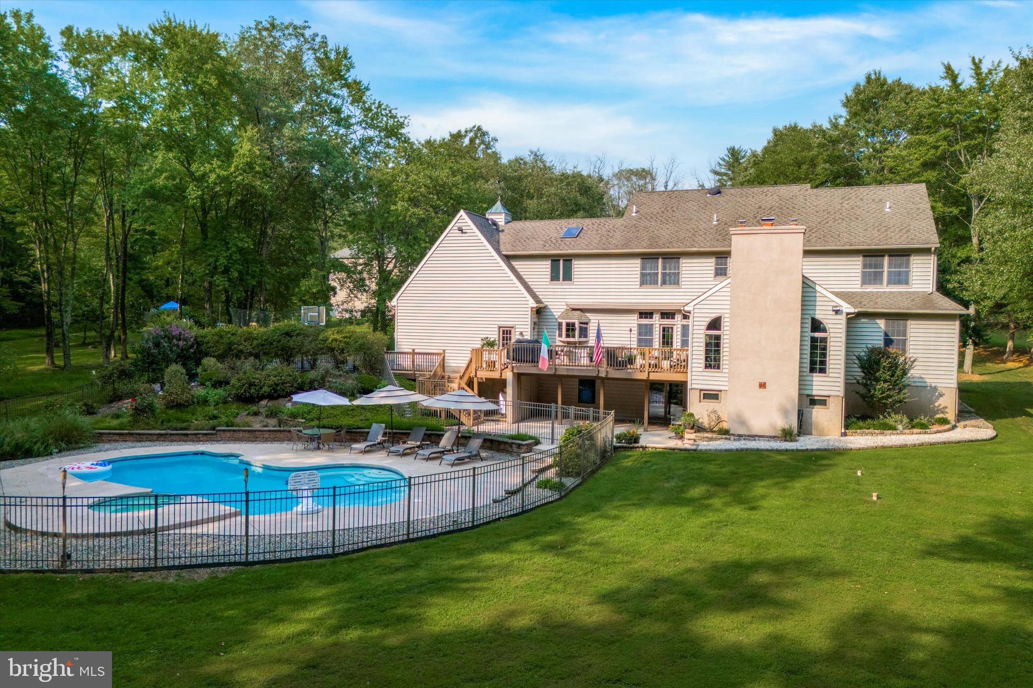 WEST WYND - Residential